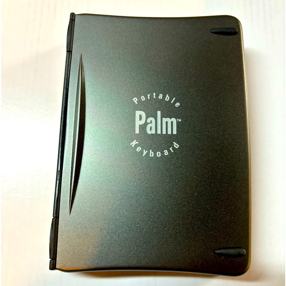 “PALM” Portable Keyboard - 3C10439
